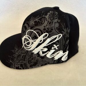 skin industries hat Embroidered Black S/M Y2K Wool Blend